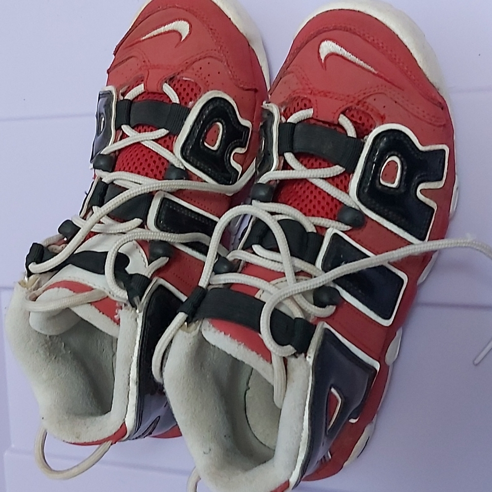Nike uptempo